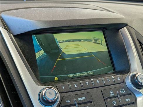 Used 2016 Chevrolet Equinox LT image 12