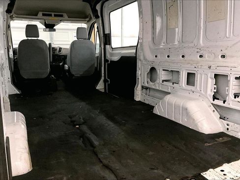 Used 2016 Ford Transit 250 148 Medium Roof w/ Exterior Upgrade Package image 33