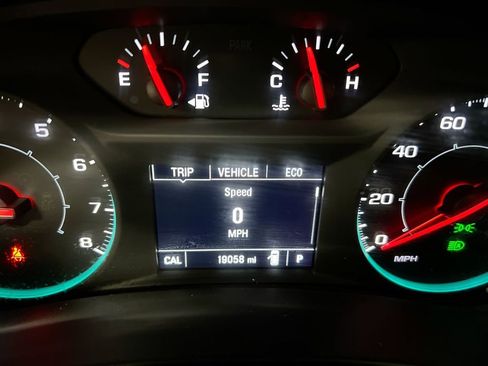 Used 2024 Chevrolet Equinox LS FWD image 13