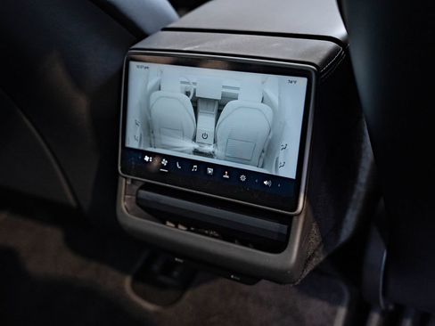 Used 2024 Tesla Model 3 Long Range RWD image 31