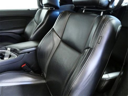 Used 2017 Dodge Challenger SXT Plus image 14