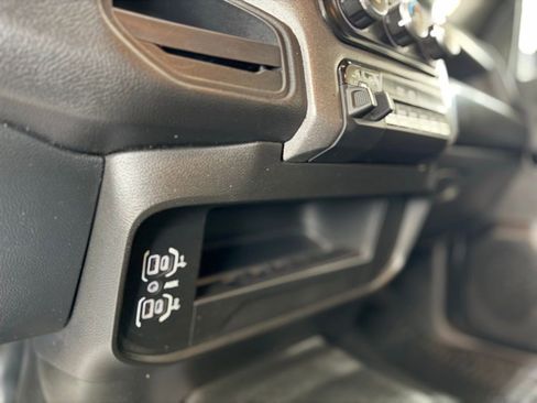 Used 2022 RAM 5500 Tradesman w/ Safety Group image 38