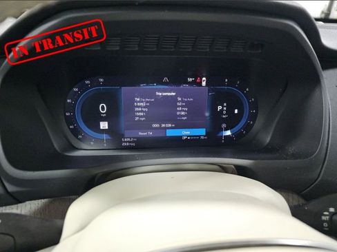 Used 2024 Volvo XC90 B6 Plus w/ Protection Package Premier image 4