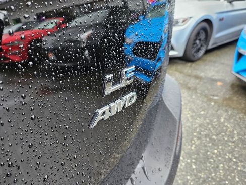 Used 2013 Toyota RAV4 LE image 16