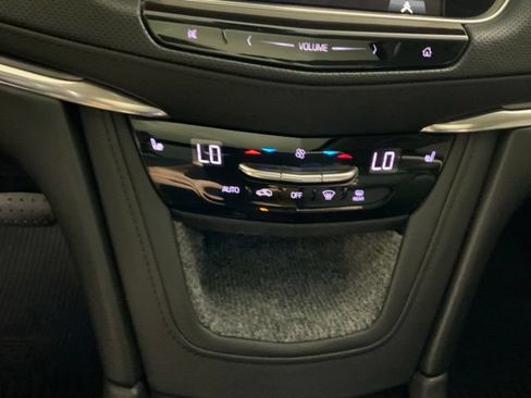 Used 2019 Cadillac XT5 Luxury AWD/4WD image 22