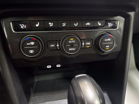 Certified 2021 Volkswagen Tiguan SE AWD/4WD image 19