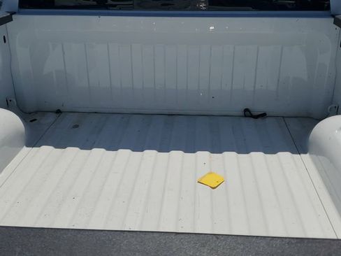 Used 2022 RAM 1500 Laramie AWD/4WD image 8