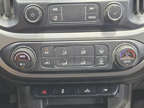 Used 2020 GMC Canyon SLE w/ Elevation Edition RWD image 19