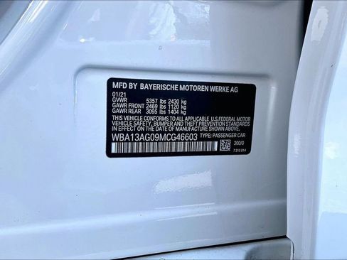 Used 2021 BMW 530e w/ Convenience Package image 19