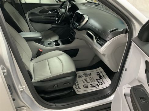 Used 2020 GMC Terrain SLT w/ Preferred Package AWD/4WD image 19