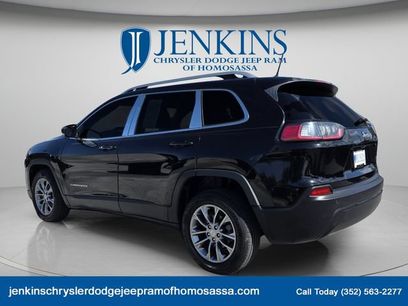 Used 2019 Jeep Cherokee Latitude Plus w/ Comfort/Convenience Group