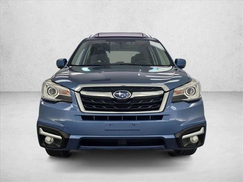 Used 2017 Subaru Forester 2.5i Touring AWD/4WD image 2