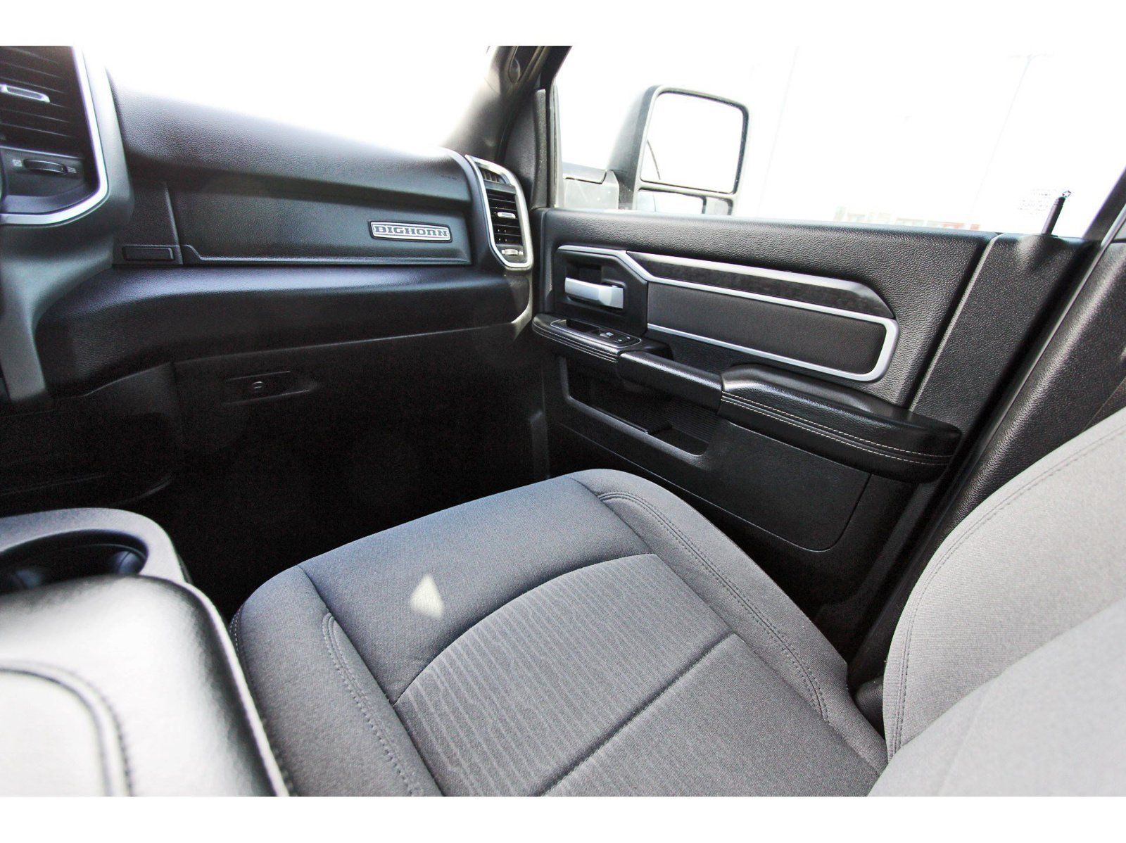 Used 2024 RAM 2500 Big Horn AWD/4WD image 11