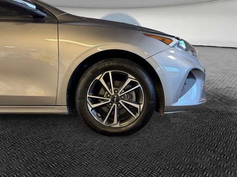Certified 2024 Kia Forte LXS w/ LXS Technology Package FWD image 11
