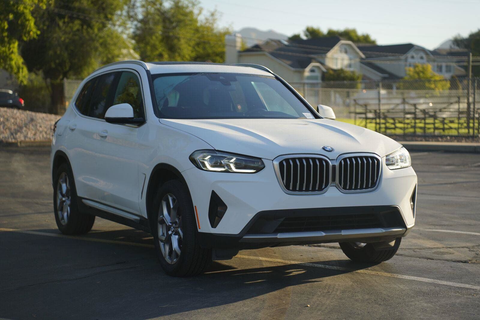 Used 2023 BMW X3 xDrive30i w/ Premium Package AWD/4WD image 7