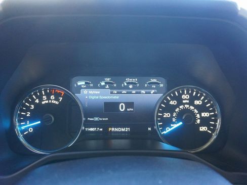 Used 2016 Ford F150 Lariat w/ Equipment Group 502A Luxury image 11