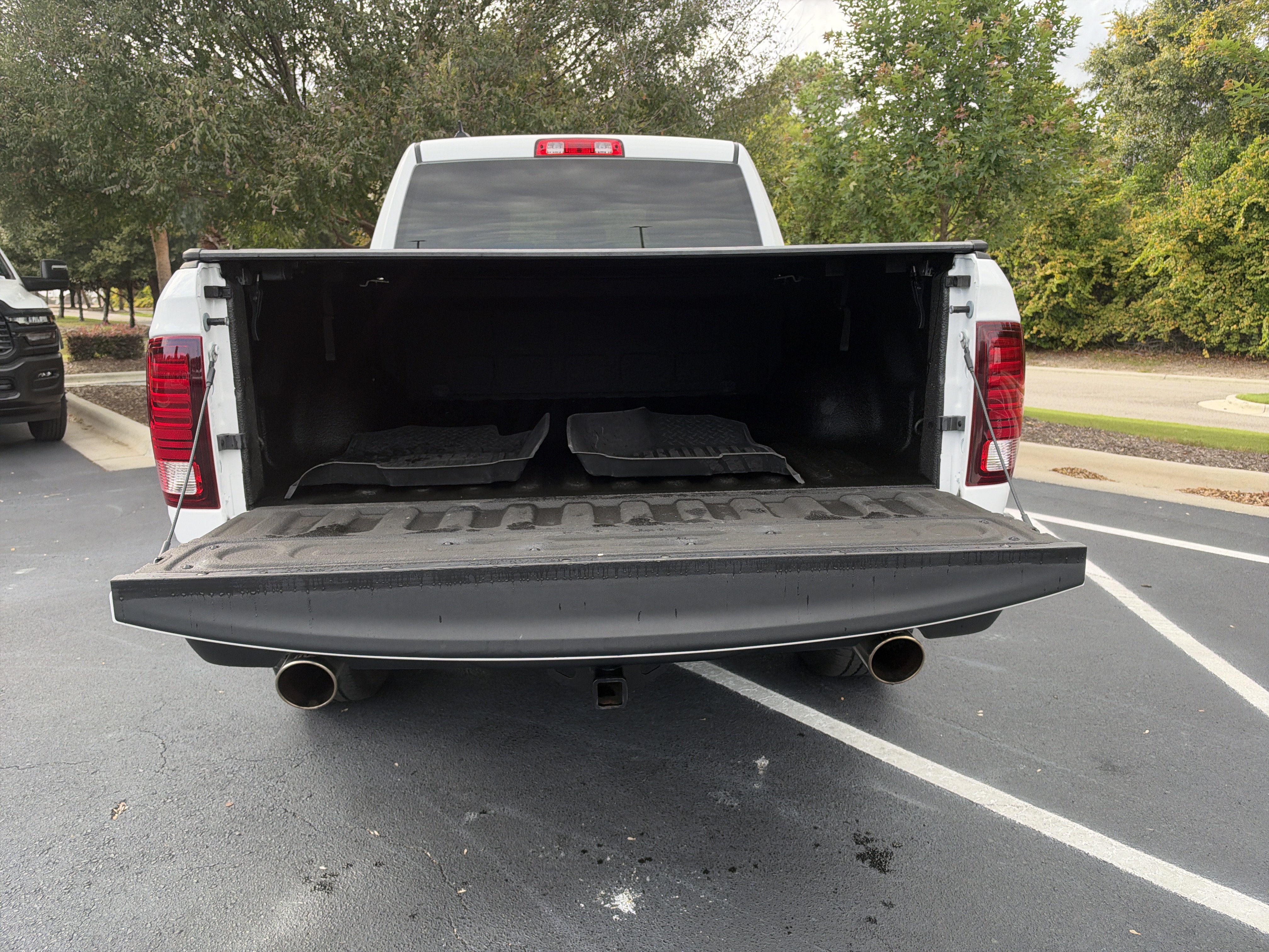 Used 2024 RAM 1500 Warlock AWD/4WD image 29
