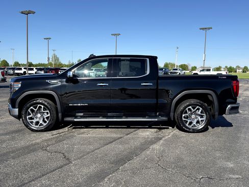 Used 2025 GMC Sierra 1500 SLT w/ SLT Premium Plus Package AWD/4WD image 6