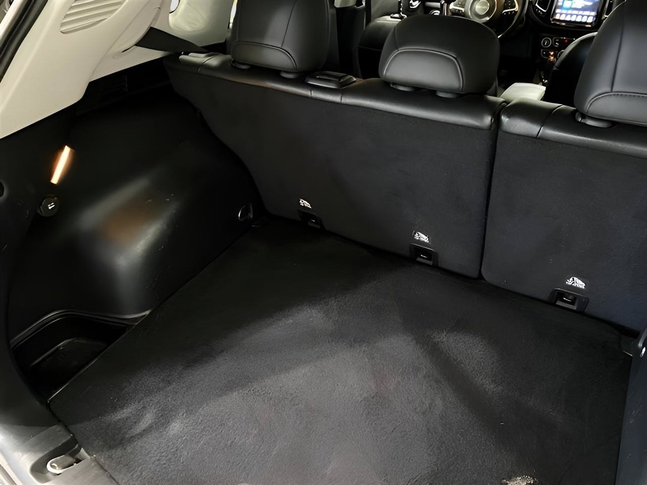 Used 2021 Jeep Compass Limited AWD/4WD image 17
