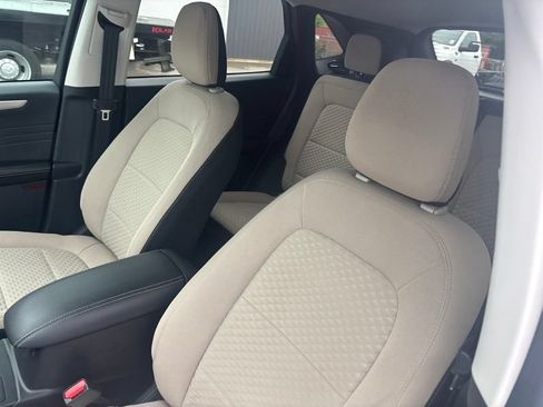 Used 2022 Ford Escape SE w/ Convenience Package FWD image 25