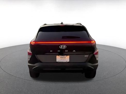Used 2025 Hyundai Kona SEL image 12