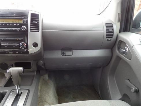 Used 2016 Nissan Frontier S image 11