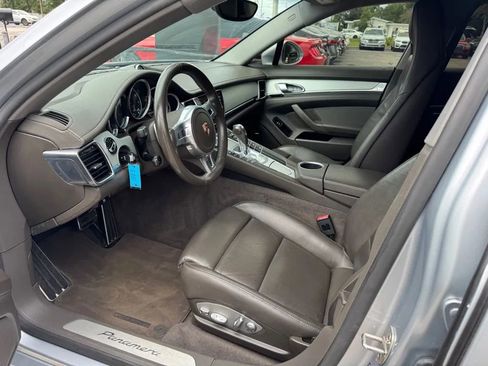 Used 2015 Porsche Panamera w/ Premium Package image 7
