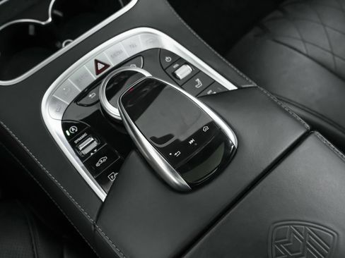 Used 2019 Mercedes-Benz Maybach S 650 image 26