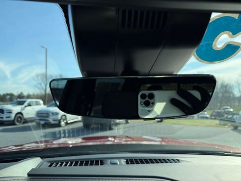 Used 2025 Chevrolet Silverado 1500 High Country image 30