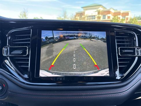 Used 2023 Dodge Durango GT image 26