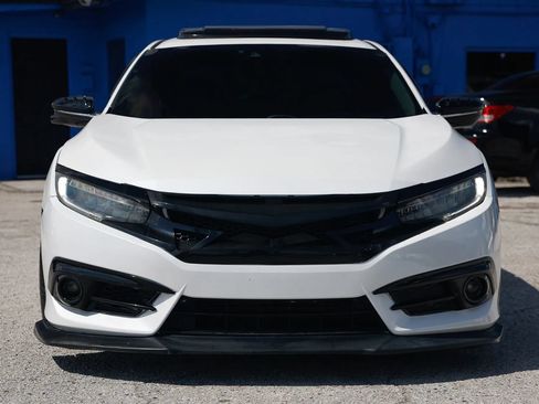Used 2016 Honda Civic Touring image 10