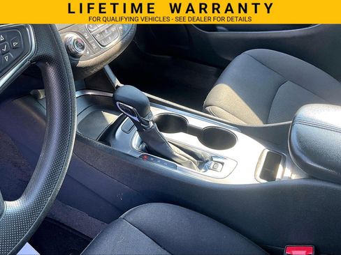 Used 2023 Chevrolet Malibu LT FWD image 14