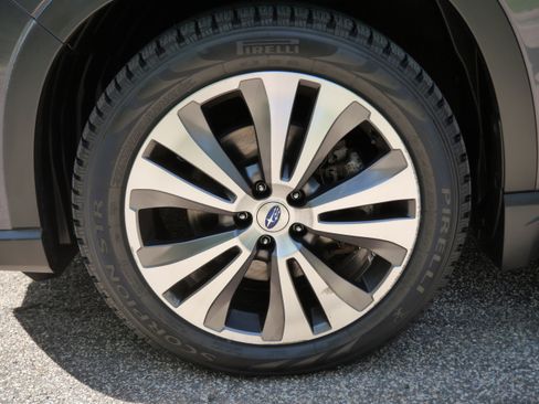 Used 2019 Subaru Ascent Touring w/ Popular Package #2 AWD/4WD image 15