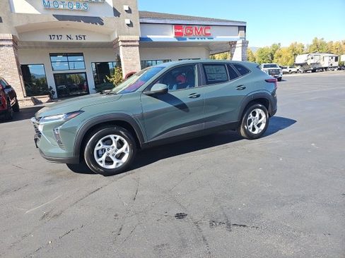 New 2026 Chevrolet Trax LS w/ LS Convenience Package image 42