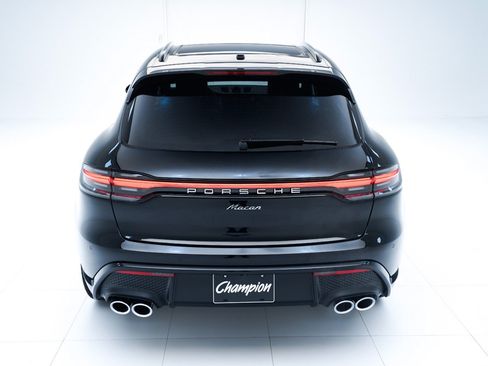 Used 2026 Porsche Macan AWD/4WD image 10