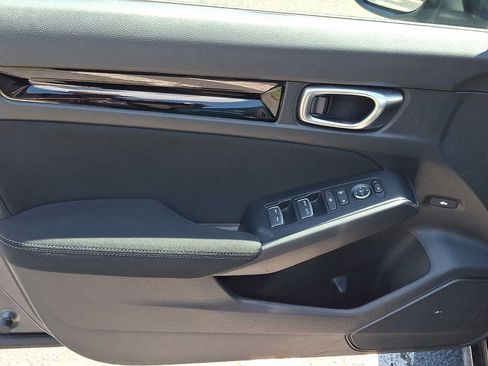Certified 2024 Honda Civic EX image 12