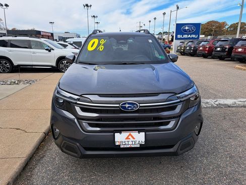 New 2025 Subaru Forester Limited image 9