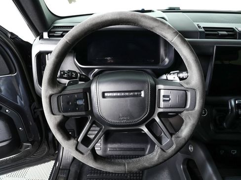 Used 2023 Land Rover Defender 110 V8 image 9