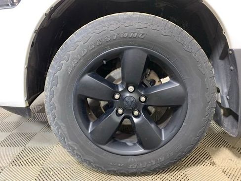Used 2019 RAM 1500 Express w/ Wheel & Sound Group AWD/4WD image 33