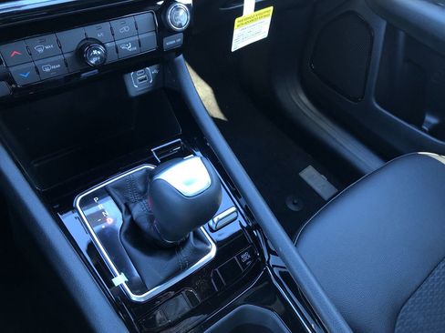 New 2026 Jeep Compass Latitude image 26