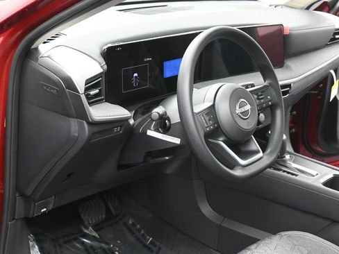 New 2026 Nissan Kicks SV w/ SV Premium Package AWD/4WD image 7