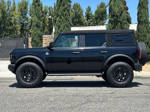 New 2026 Ford Bronco Outer Banks w/ Sasquatch Package AWD/4WD image 7