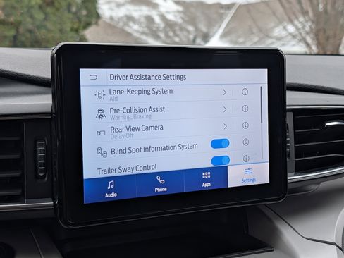 Used 2023 Ford Explorer XLT w/ Equipment Group 202A image 21