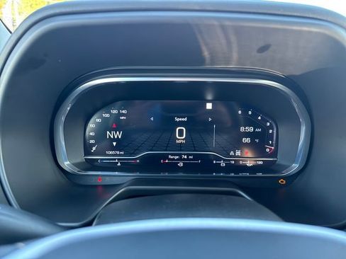 Used 2023 GMC Yukon XL SLT image 15