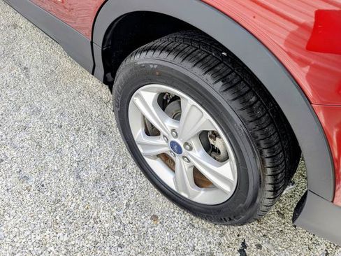 Used 2016 Ford Escape SE FWD image 10