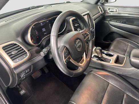 Used 2017 Jeep Grand Cherokee Limited w/ Luxury Group II image 10