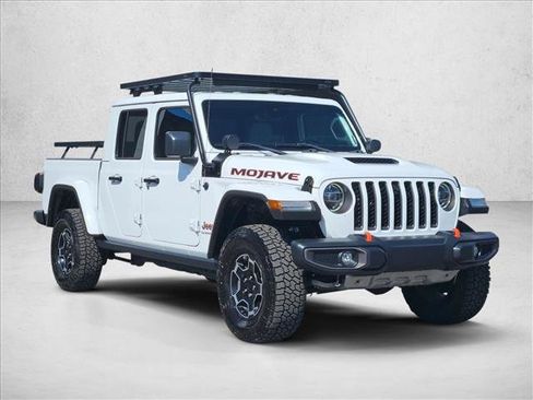 Used 2021 Jeep Gladiator Mojave AWD/4WD image 2
