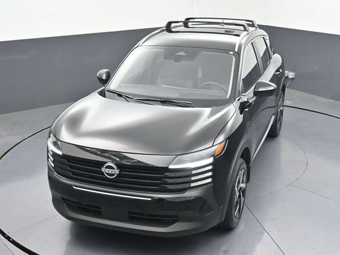 New 2026 Nissan Kicks SV w/ Cold Weather Package FWD image 39