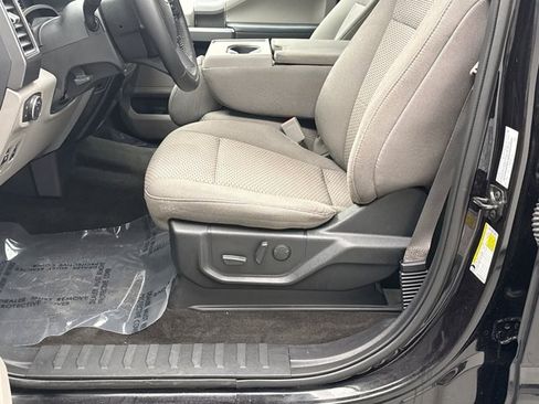 Used 2020 Ford F150 XLT w/ Equipment Group 302A Luxury AWD/4WD image 11