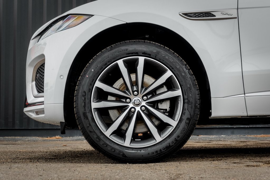 New 2026 Jaguar F-PACE R-Dynamic S AWD/4WD image 4
